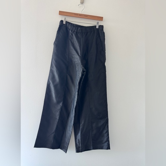 ALO Black Afterglow Wide Leg Track Pants M - Picture 7 of 10